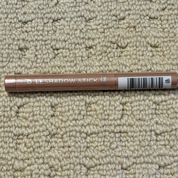New Loreal LeShadow Eyeshadow Stick 245 Alluring Rose - Picture 1 of 2